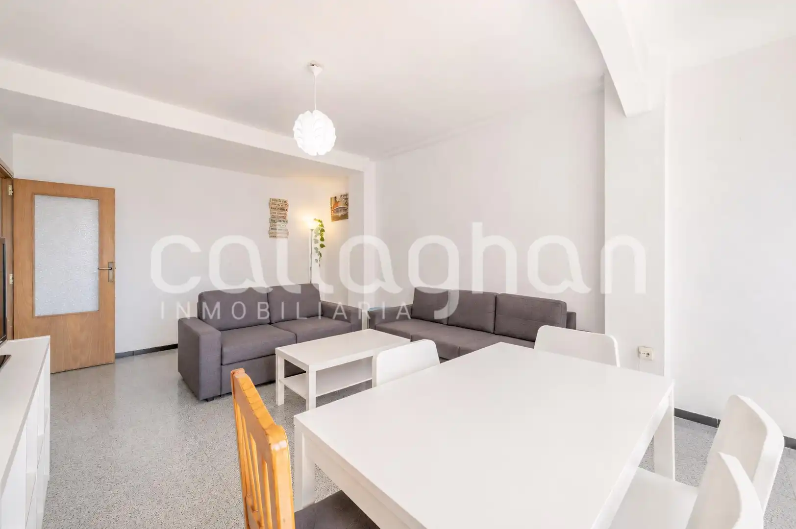 Wohnzimmer von Wohnung zum Verkauf in Valencia mit Möbliert und Balkon