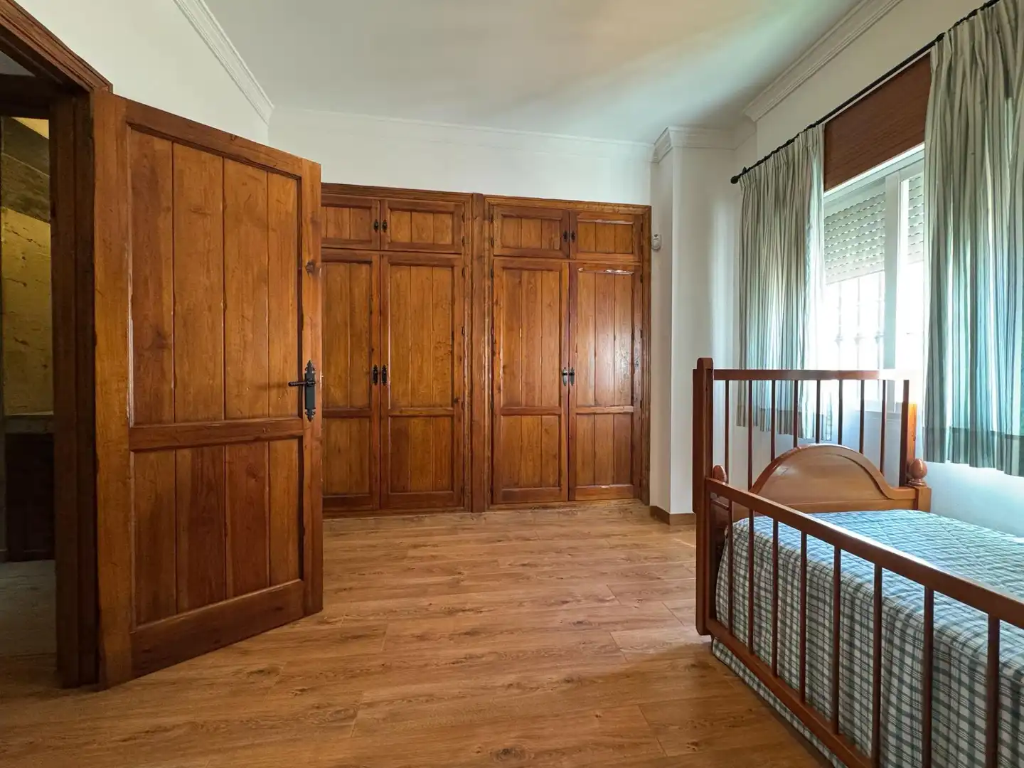 Schlafzimmer von Einfamilien-Reihenhaus zur Miete in Mijas mit Klimaanlage, Terrasse und Möbliert