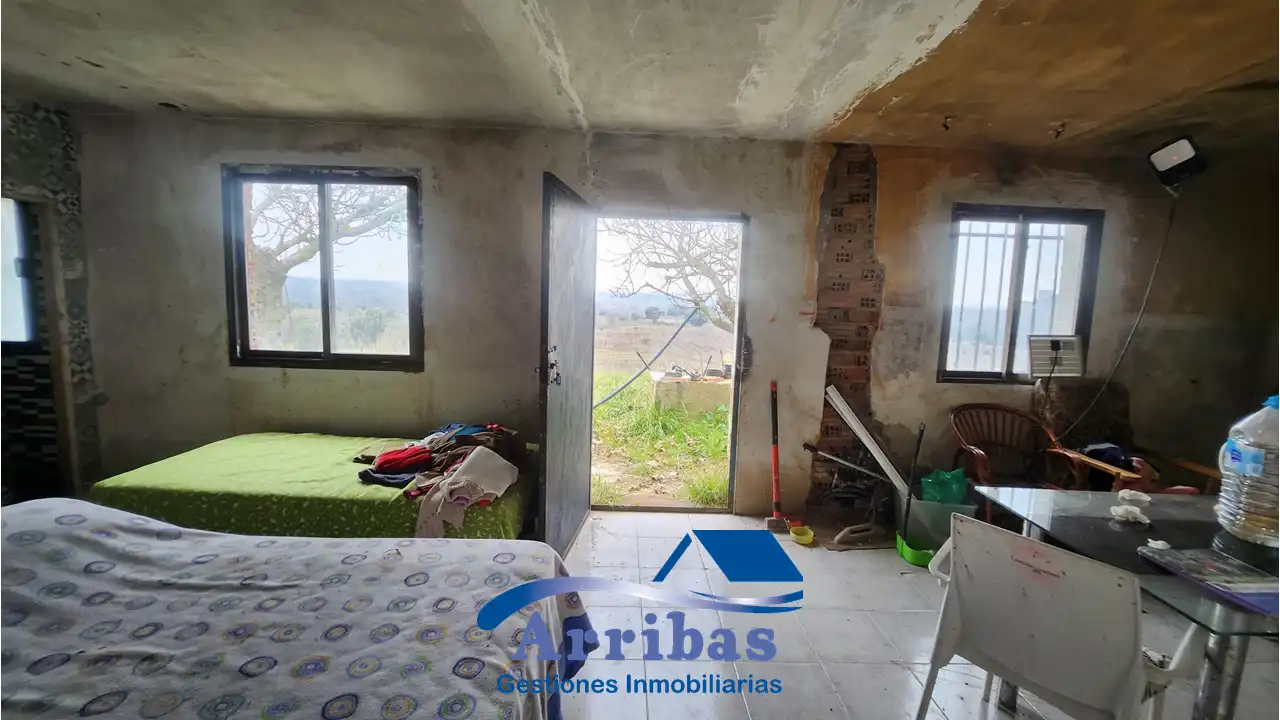 Bedroom of Country homes for sale in Escalona