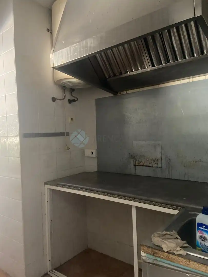 Cocina de Local en venta en La Pobla de Farnals
