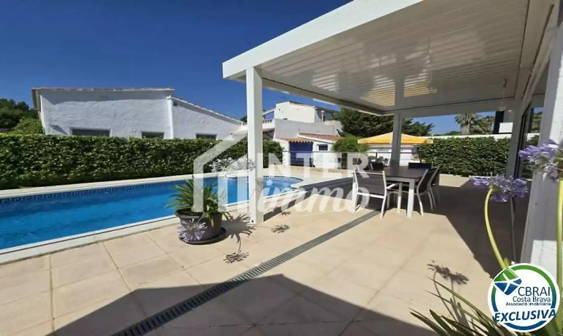House with pool for sale in Carrer Montseny 82, imagen 3