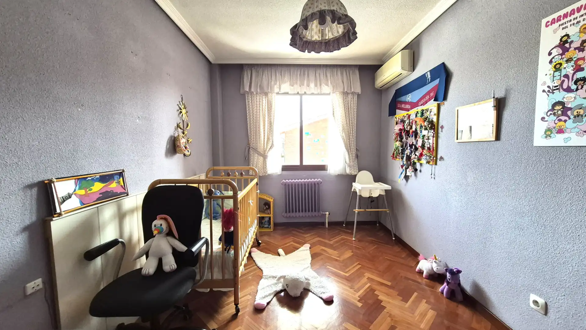Dormitori de Casa o xalet en venda en Alcalá de Henares amb Aire condicionat, Calefacció i Parquet