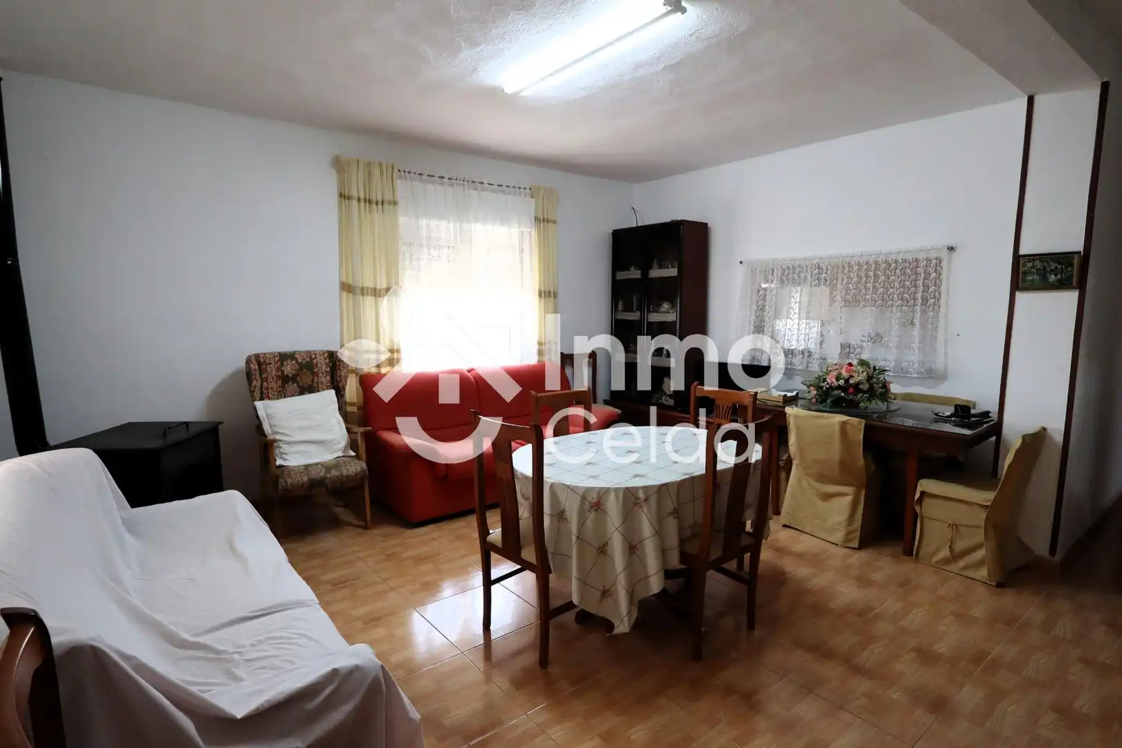 Sala d'estar de Casa o xalet en venda en Torrent amb Aire condicionat, Calefacció i Jardí privat