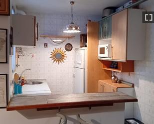 Kitchen of Flat to rent in  Madrid Capital  with Air Conditioner and Balcony