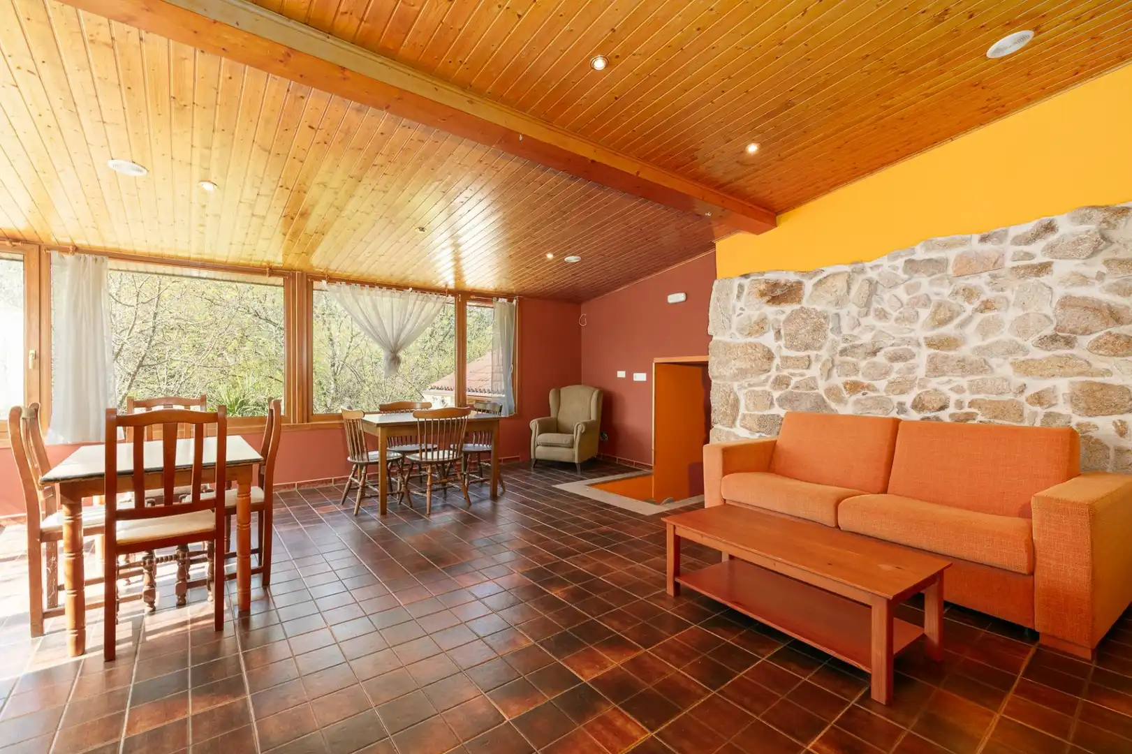 Living room of Houses for sale in Arbo  with Heating, Private garden and Storage room
