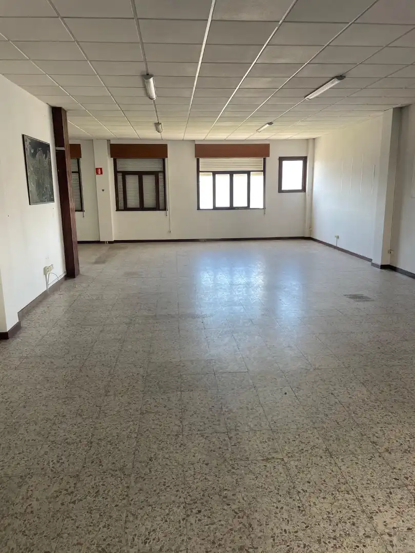 Edifici en venda a Avenida Redondela, Redondela