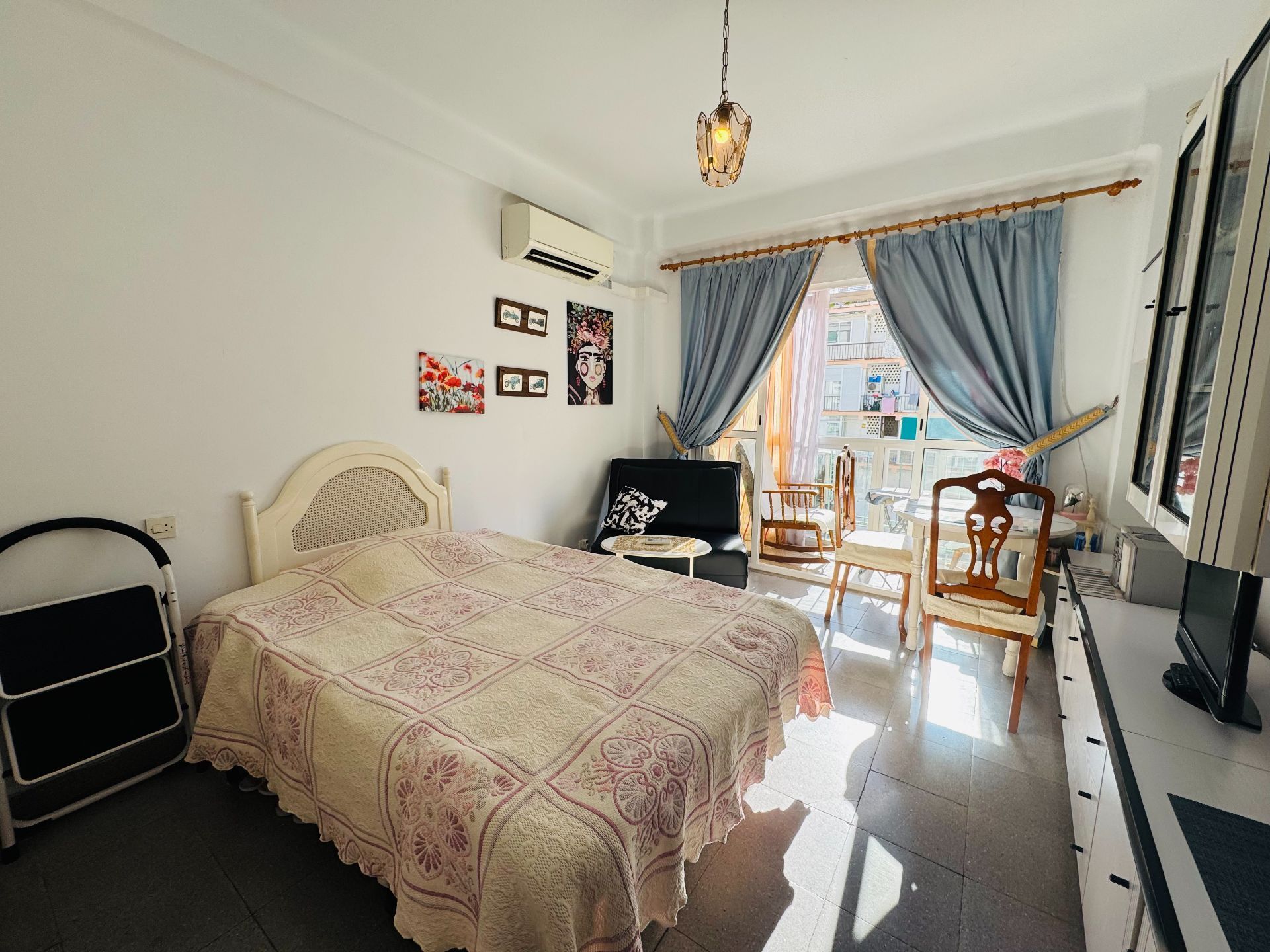 Dormitori de Apartament en venda en Torremolinos amb Aire condicionat, Calefacció i Terrassa
