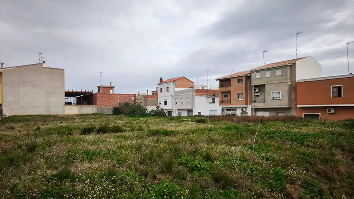 Terreny residencial en venda a Carrer de la Mare de Déu dels Desemparats 10