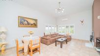 Living room of House or chalet for sale in Aldea del Fresno  with Air Conditioner, Heating and Private garden