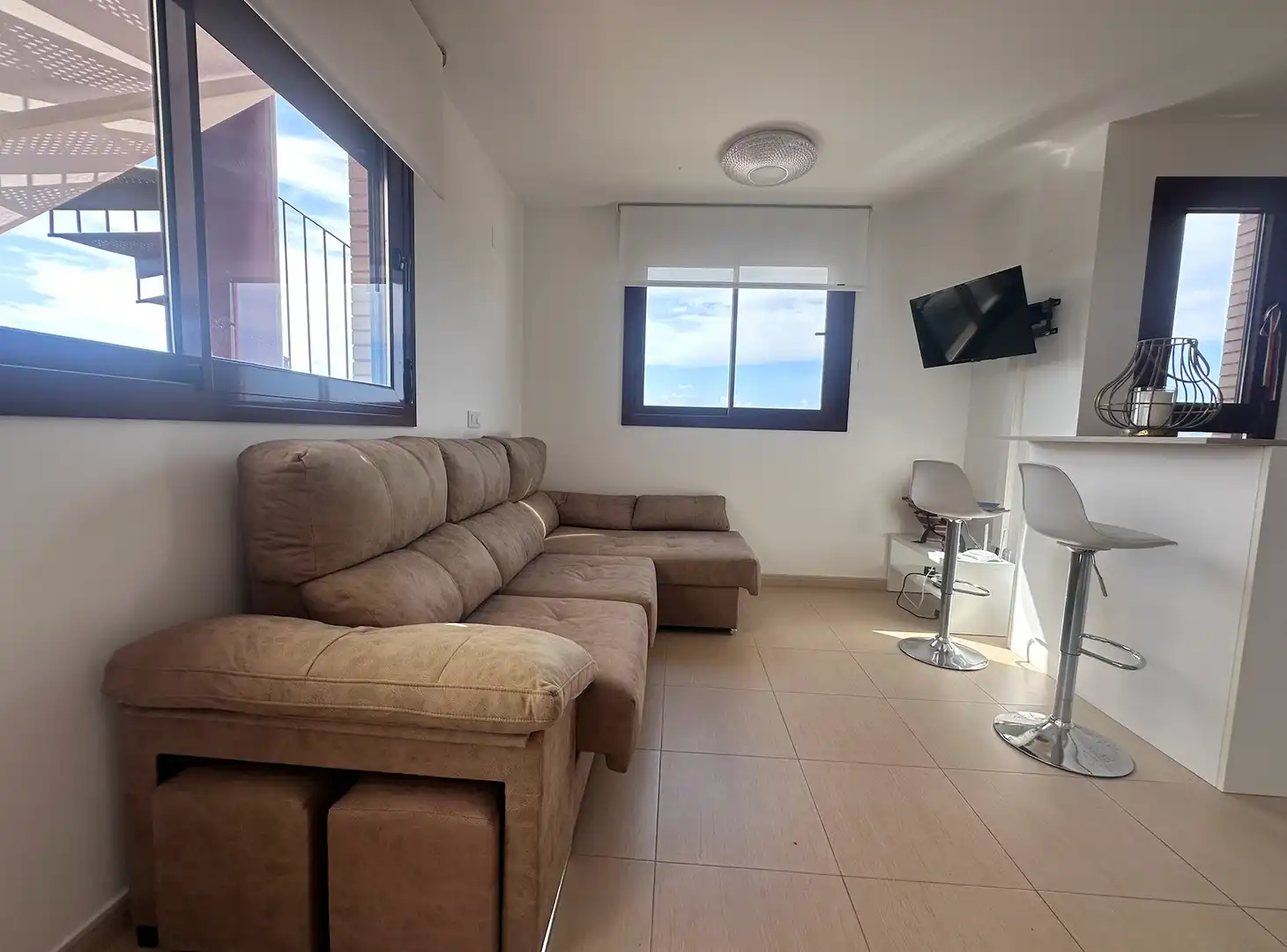 Sala de estar de Ático en venta en Vinaròs con Aire acondicionado, Calefacción y Jardín privado