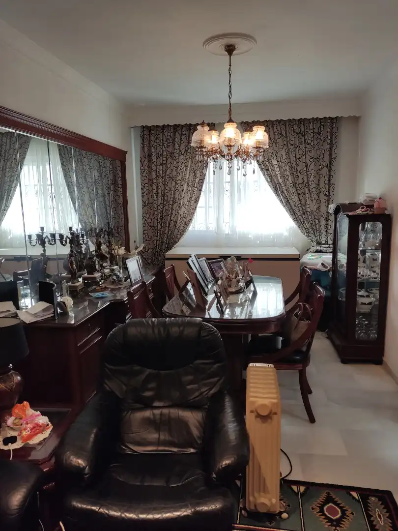 Esszimmer von Einfamilien-Reihenhaus zum Verkauf in Barbate mit Klimaanlage, Heizung und Terrasse