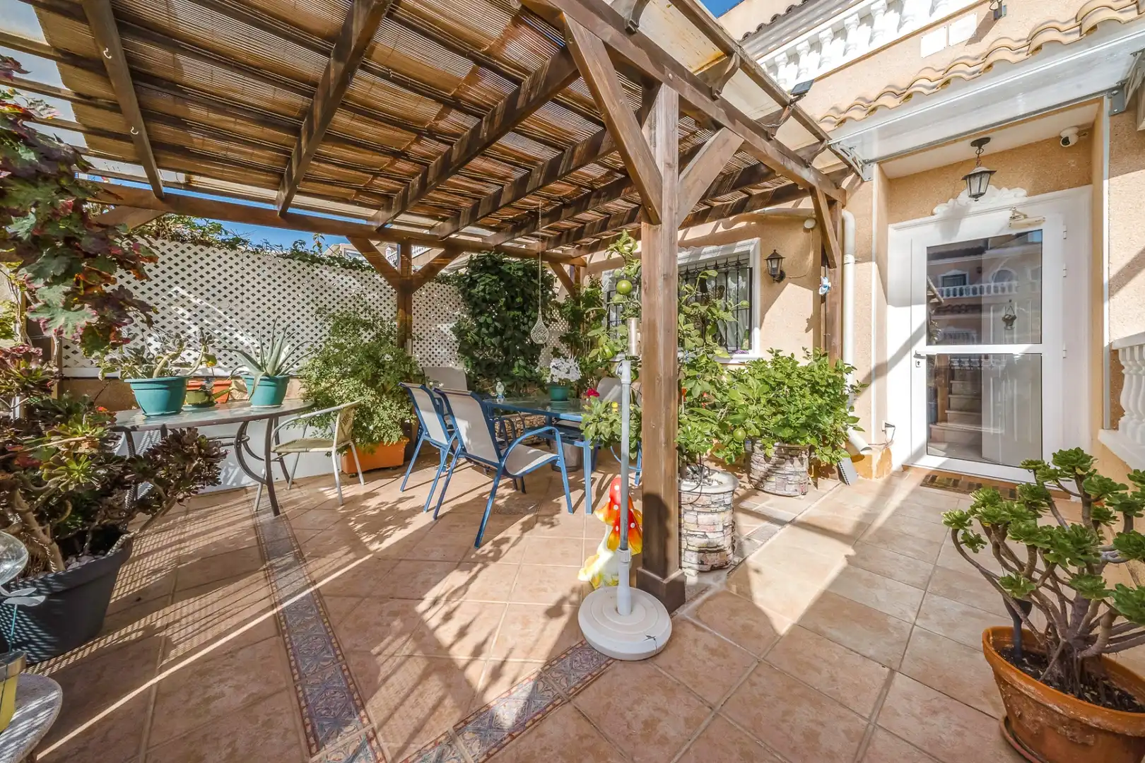 Terrassa de Casa adosada en venda en Orihuela amb Aire condicionat, Terrassa i Traster
