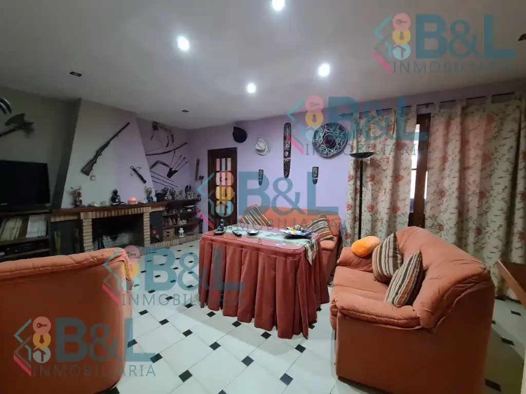 Sala de estar de Local en venta en Cortegana con Aire acondicionado y Amueblado