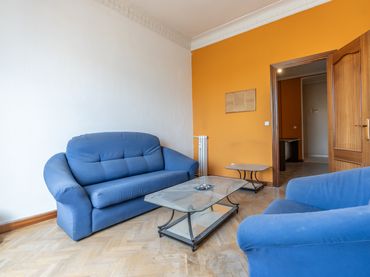 Flat with balcony for sale in Calle del Tutor