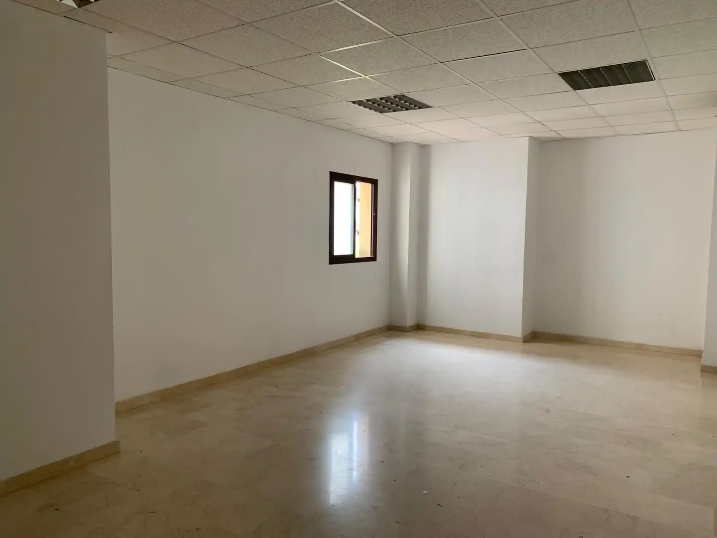 Oficina amb ascensor en venda a Este - Alcosa- Torreblanca, imagen 3