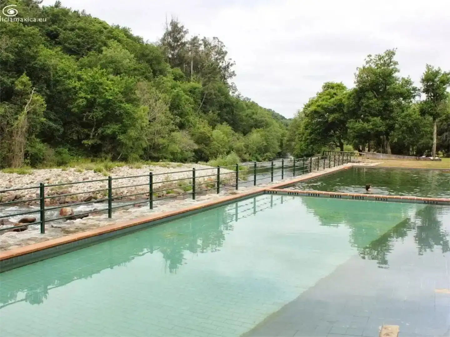 Piscina de Finca rústica en venda en Vila de Cruces