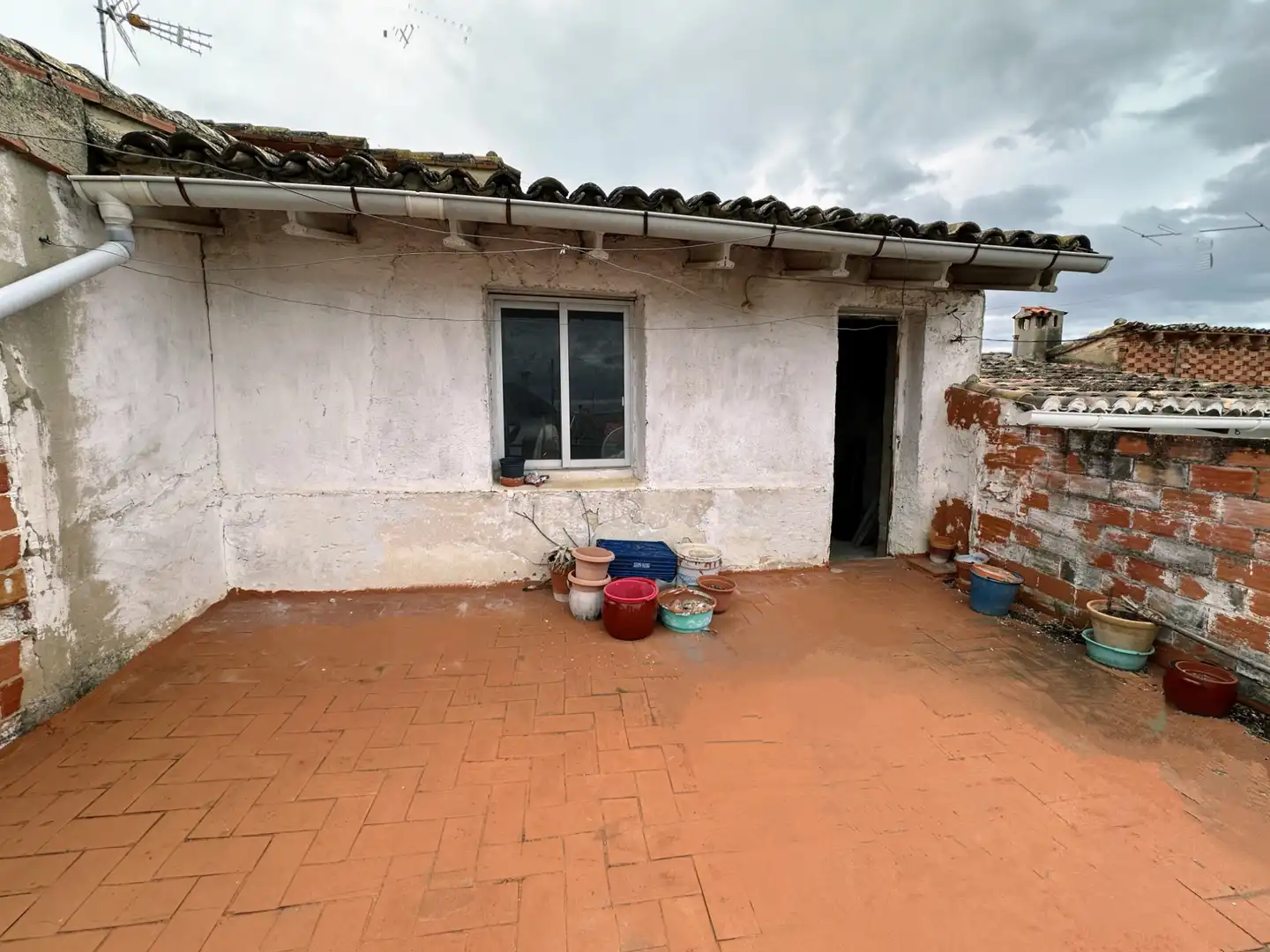 Außenansicht von Einfamilien-Reihenhaus zum Verkauf in El Palomar mit Terrasse, Möbliert und Ofen