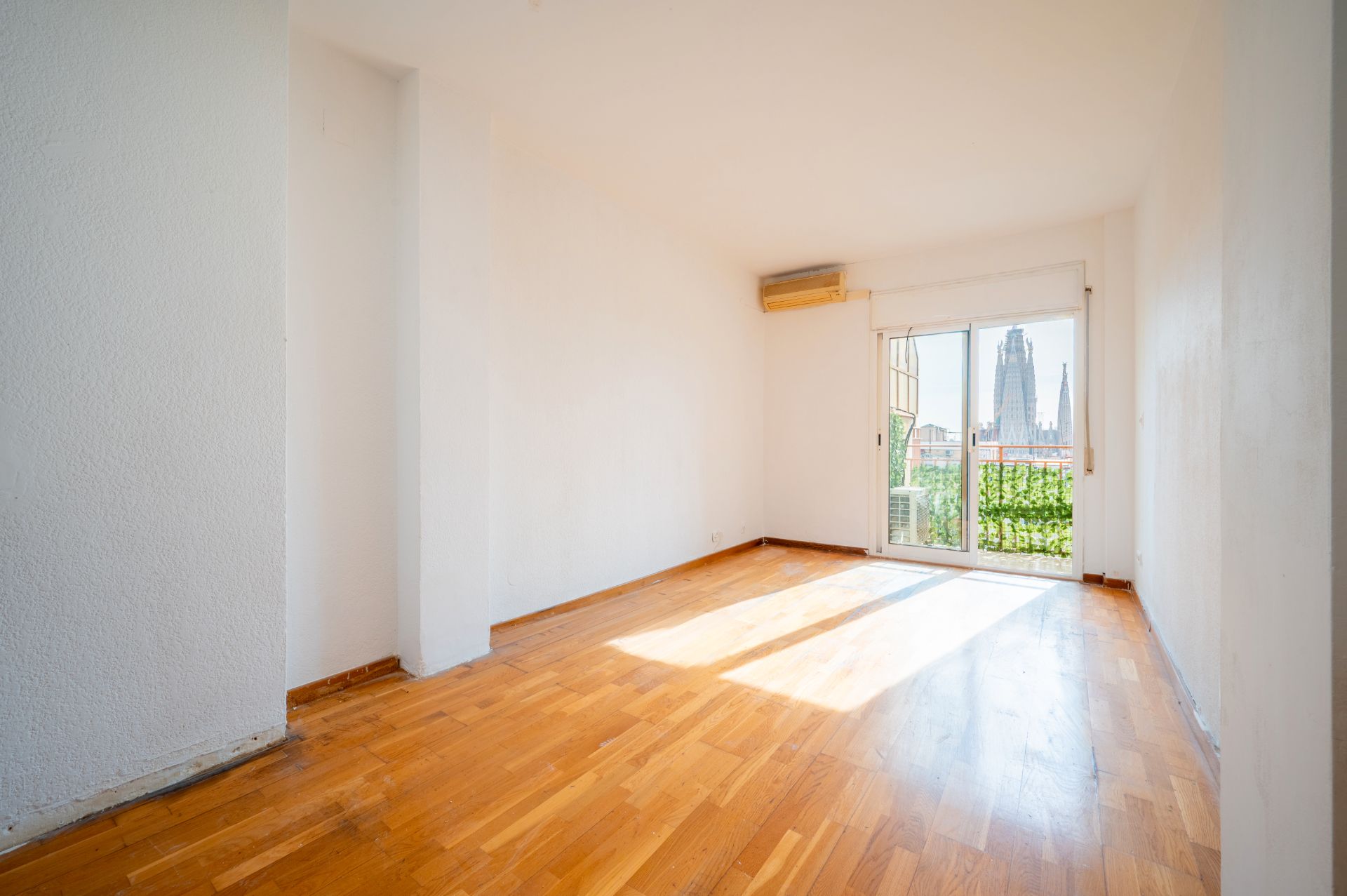 Sala d'estar de Àtic en venda en  Barcelona Capital amb Balcó