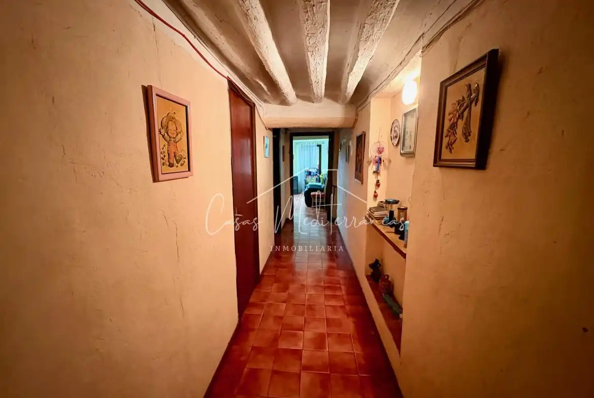 Casa adosada en venta en Montbrió del Camp con Terraza y Amueblado