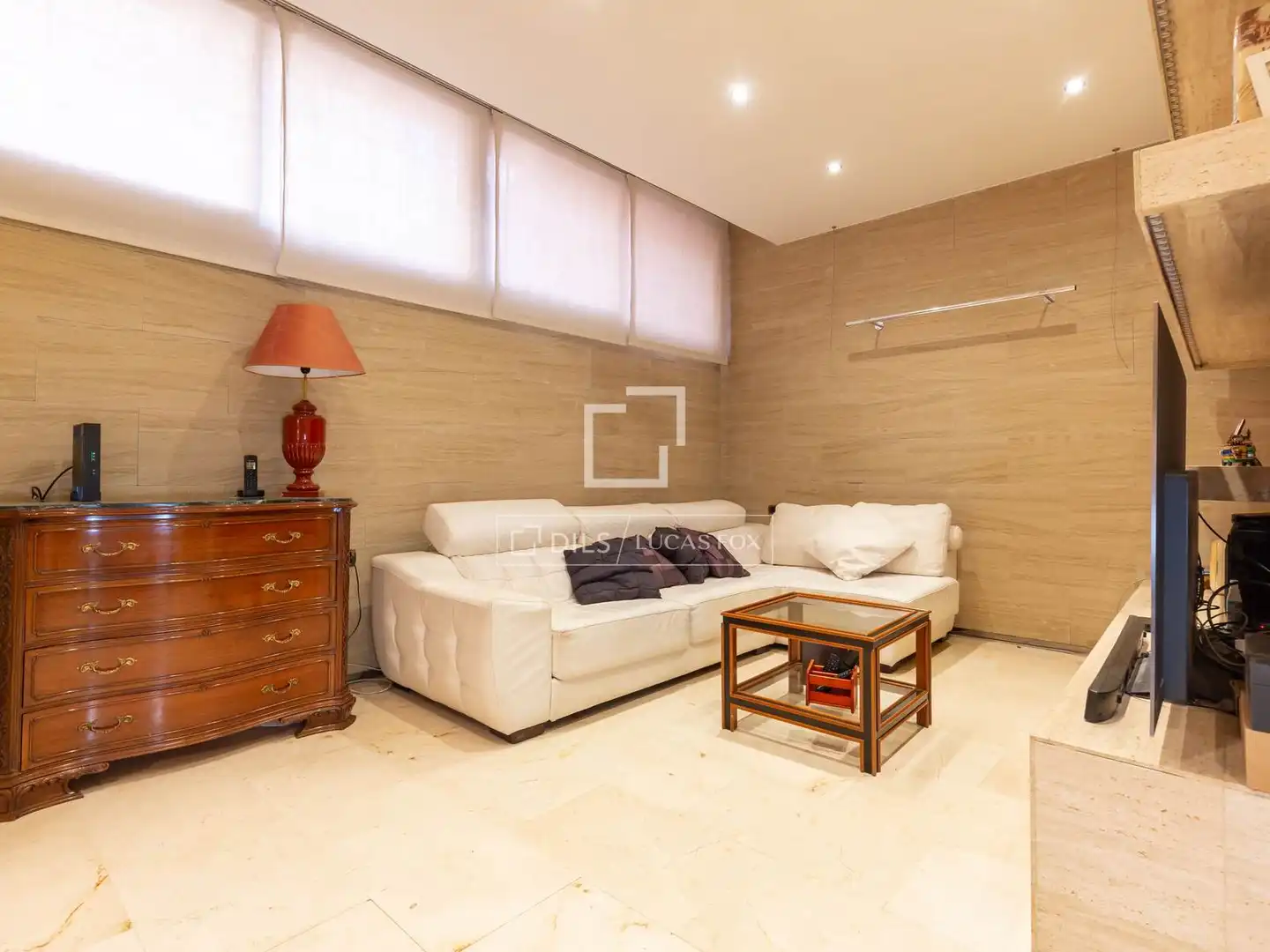Flat for sale in Sant Joan Despí  with Air Conditioner