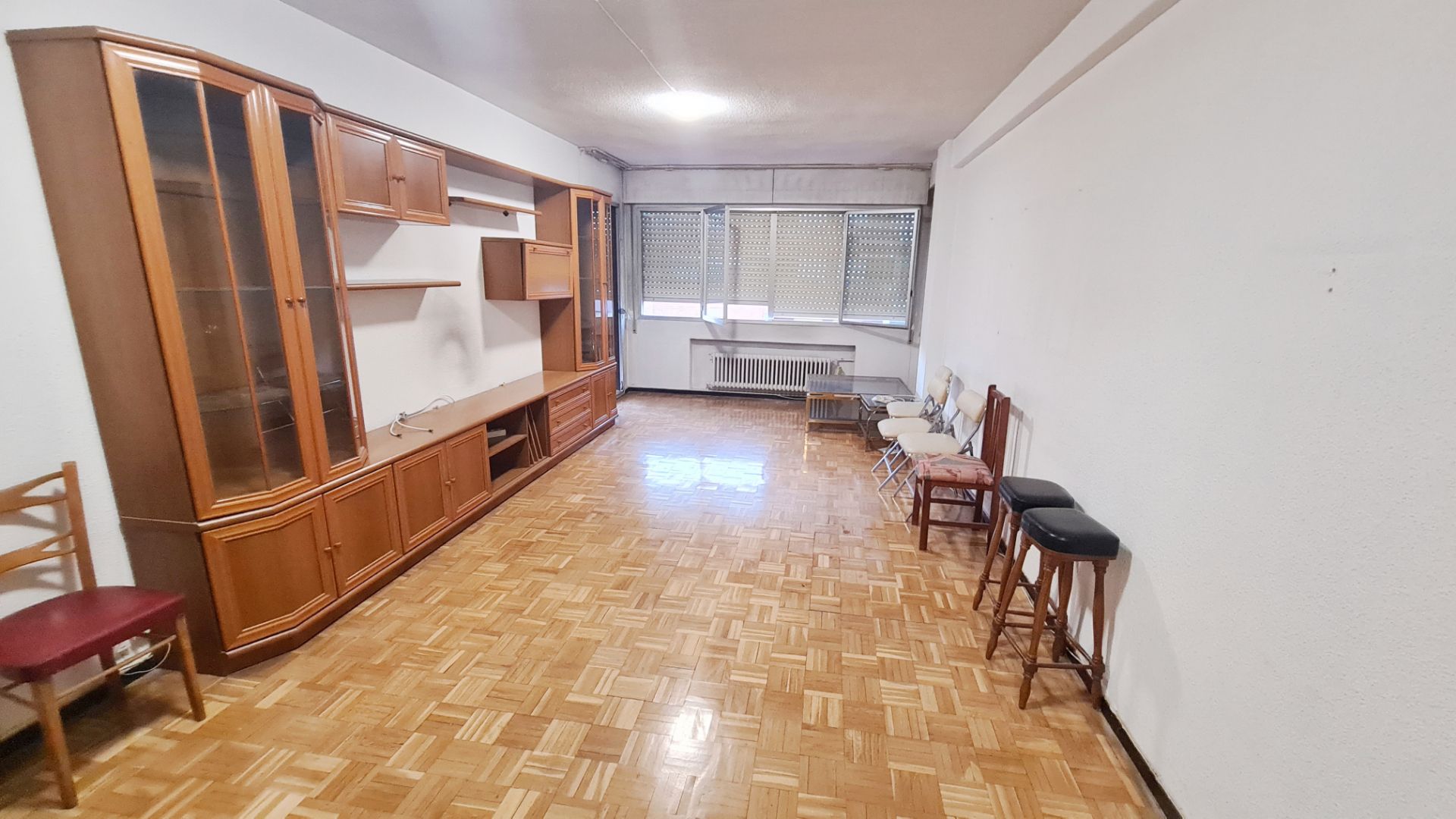 Sala d'estar de Pis de lloguer en Alcalá de Henares amb Calefacció, Parquet i Terrassa