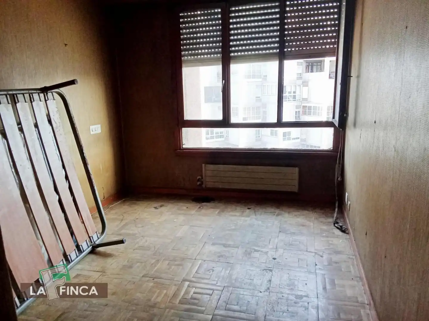 Schlafzimmer von Wohnungen zum Verkauf in Oviedo  mit Heizung und Parkett