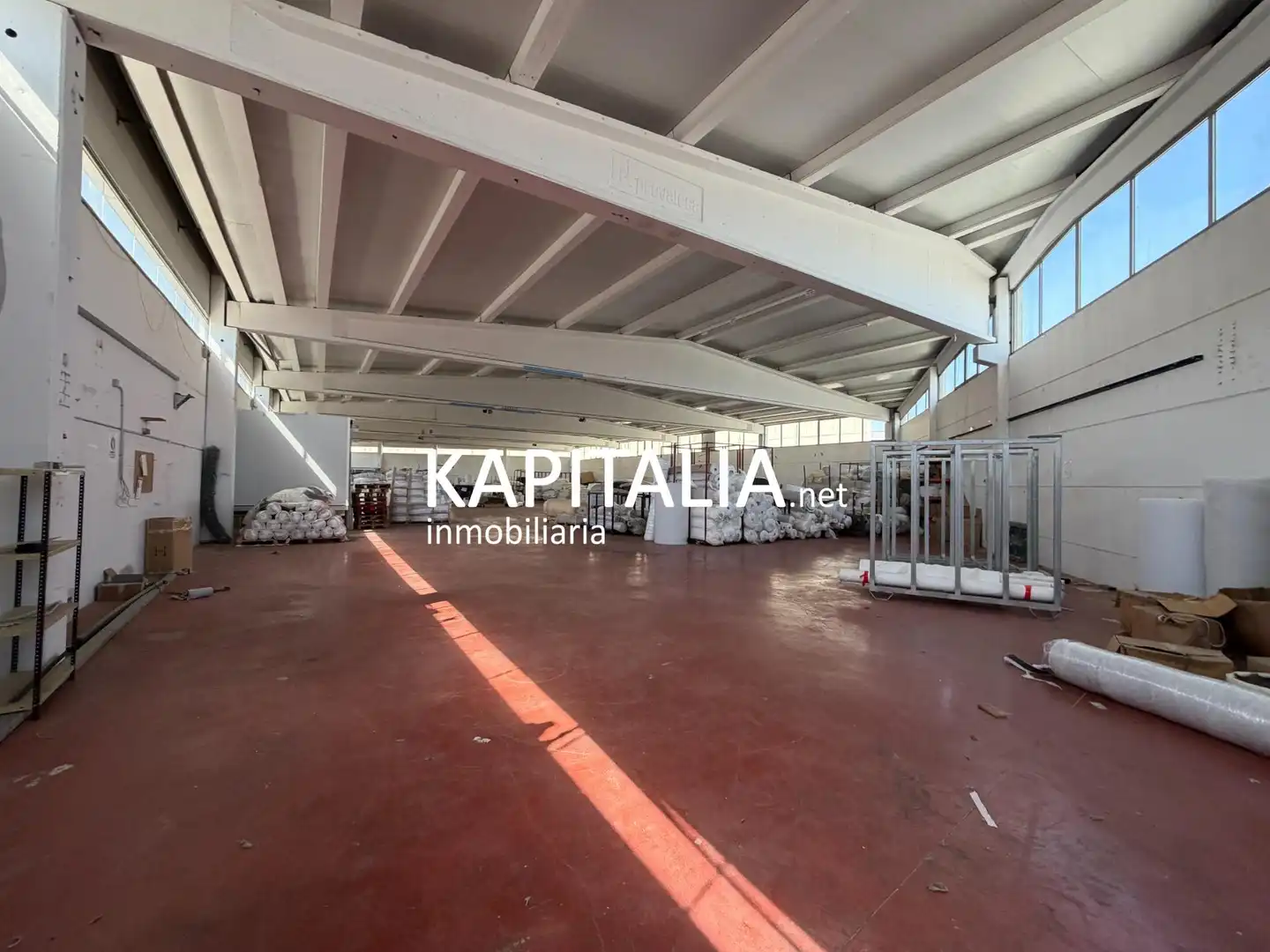 Fabrikhallen zur Miete in Atzeneta d'Albaida
