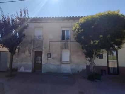 Exterior view of Single-family semi-detached for sale in Almudévar