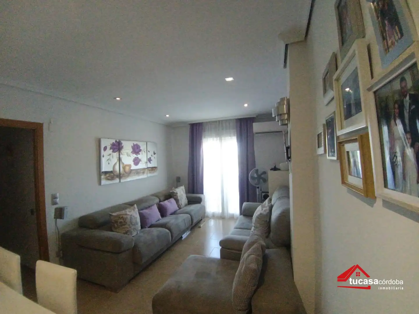 Living room of Flat for sale in Córdoba  with Air Conditioner, Terrace and Furnished