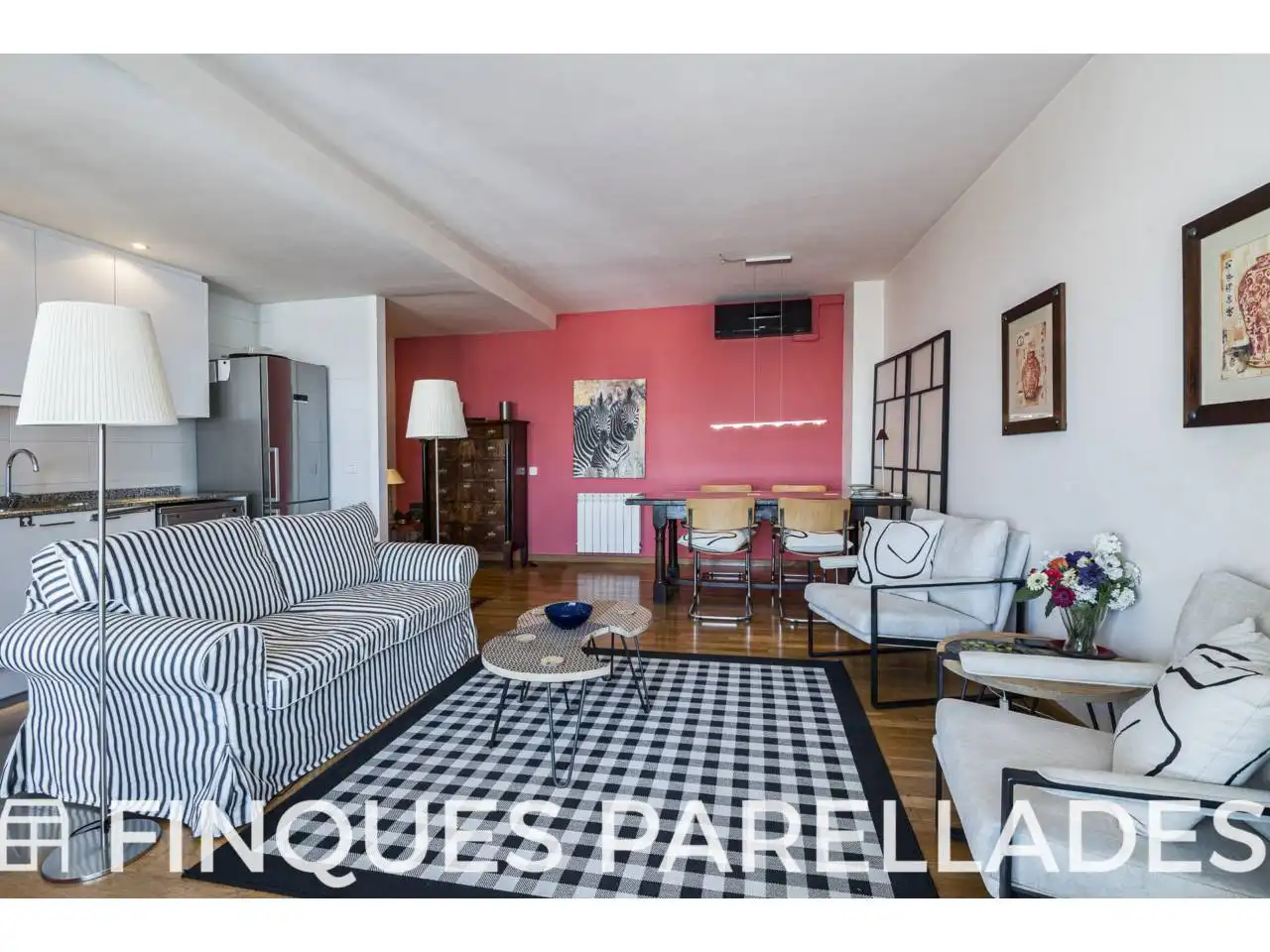 Sala d'estar de Àtic en venda en Sitges amb Aire condicionat, Calefacció i Parquet