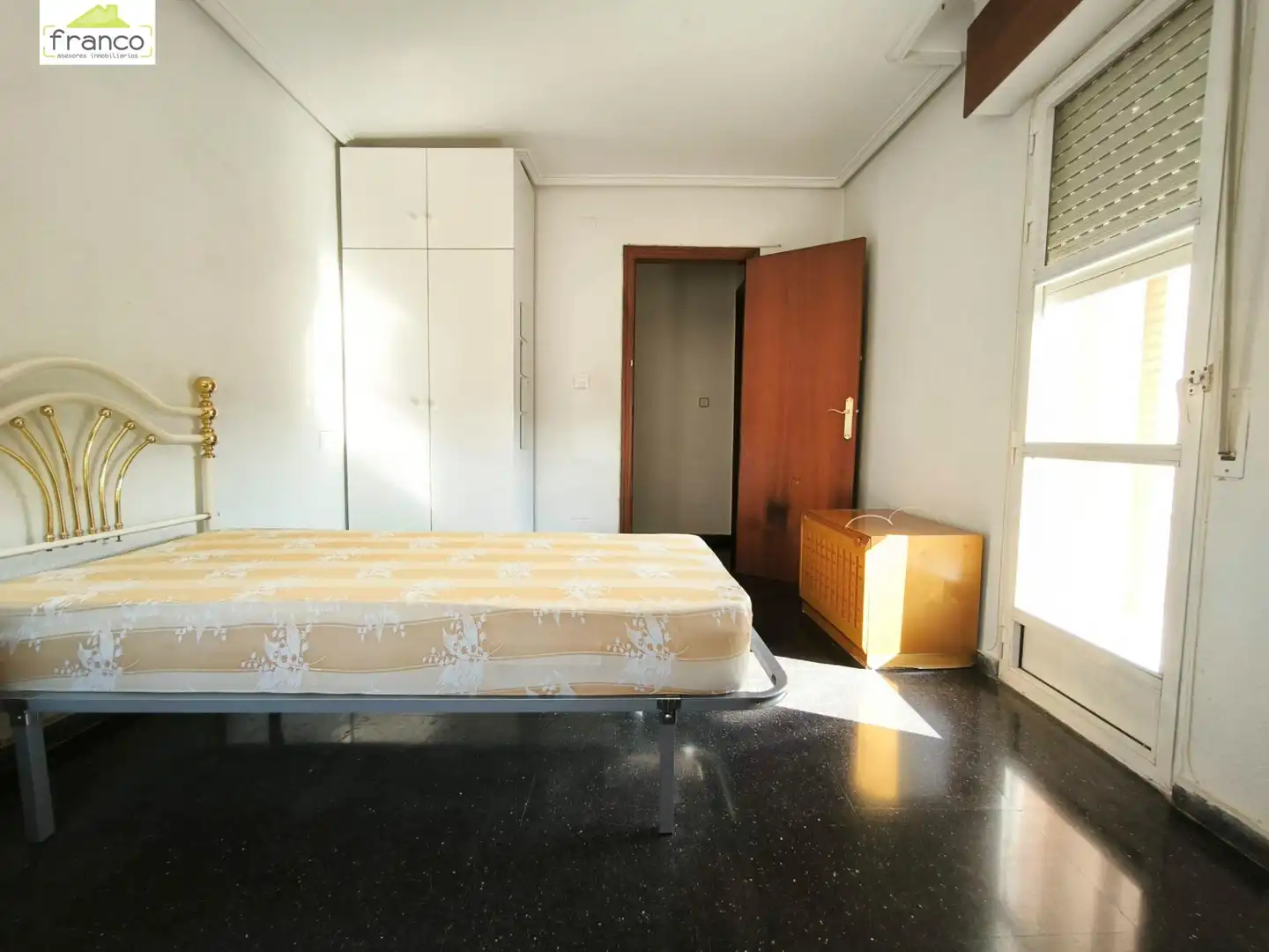 Habitación de Piso en venta en Murcia con Amueblado