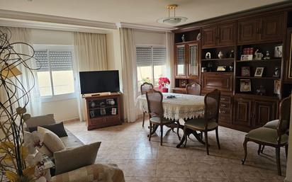 Living room of Flat for sale in L'Hospitalet de Llobregat