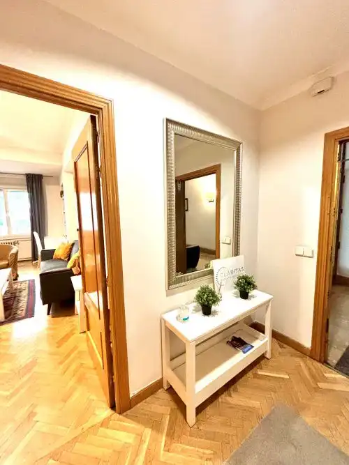 Flat for rent in Madrid  with Air Conditioner, Heating and Parquet flooring
