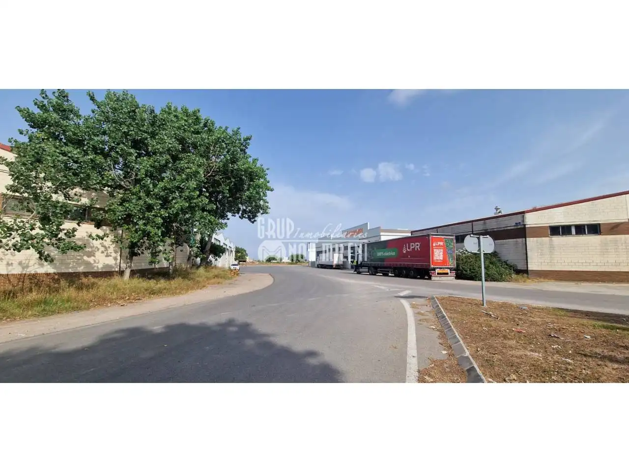 Industrial building for sale in Avenida Espioca, imagen 7