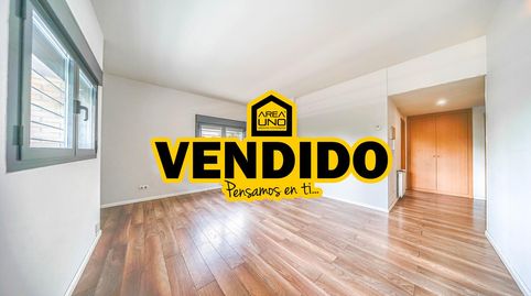 Piso en VENTA de esquina, de 2 habitaciones y 1 baño en el ENSANCHE SUR, Alcorcón.