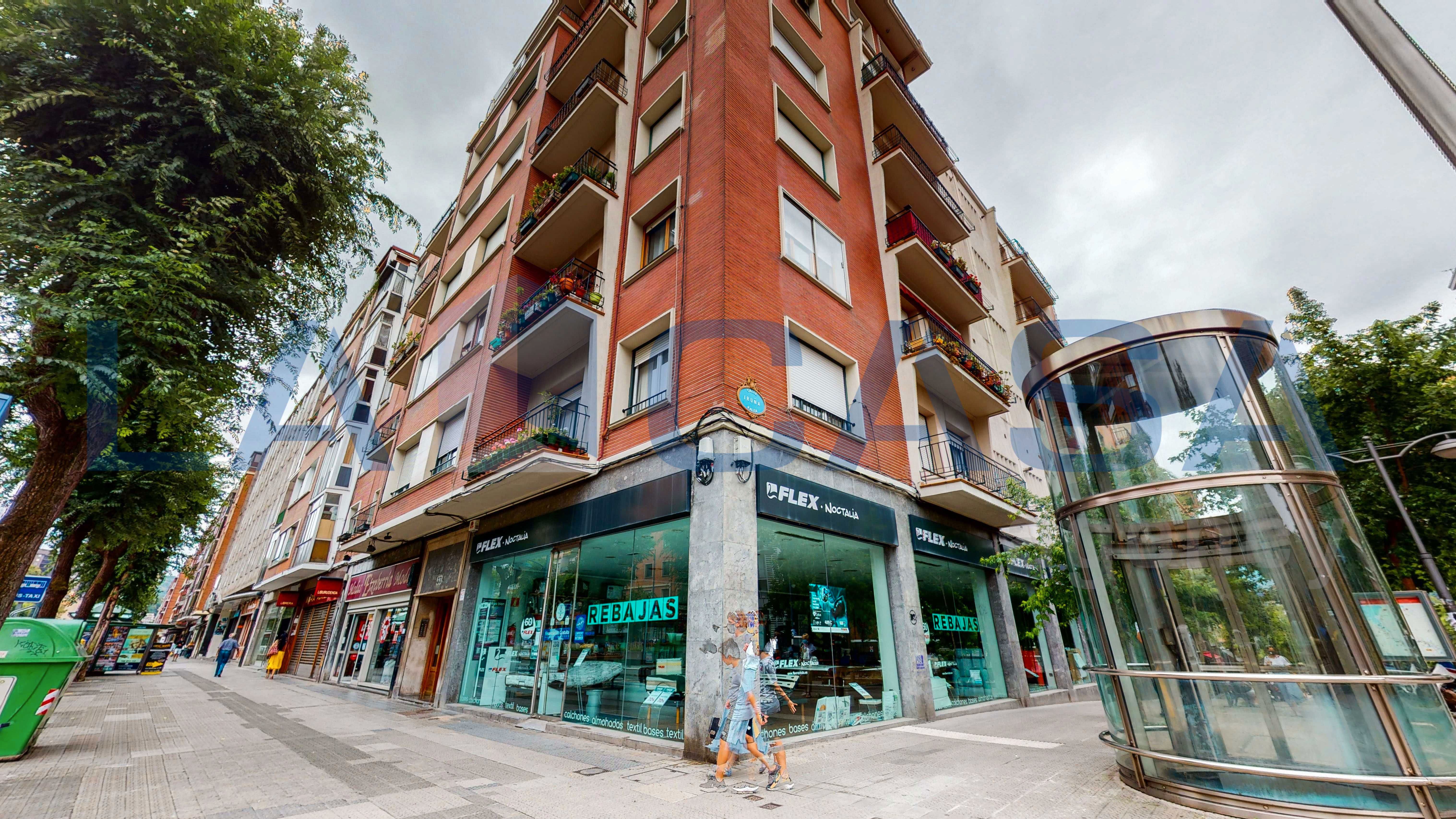 Exterior view of Flat for sale in Bilbao   with Balcony