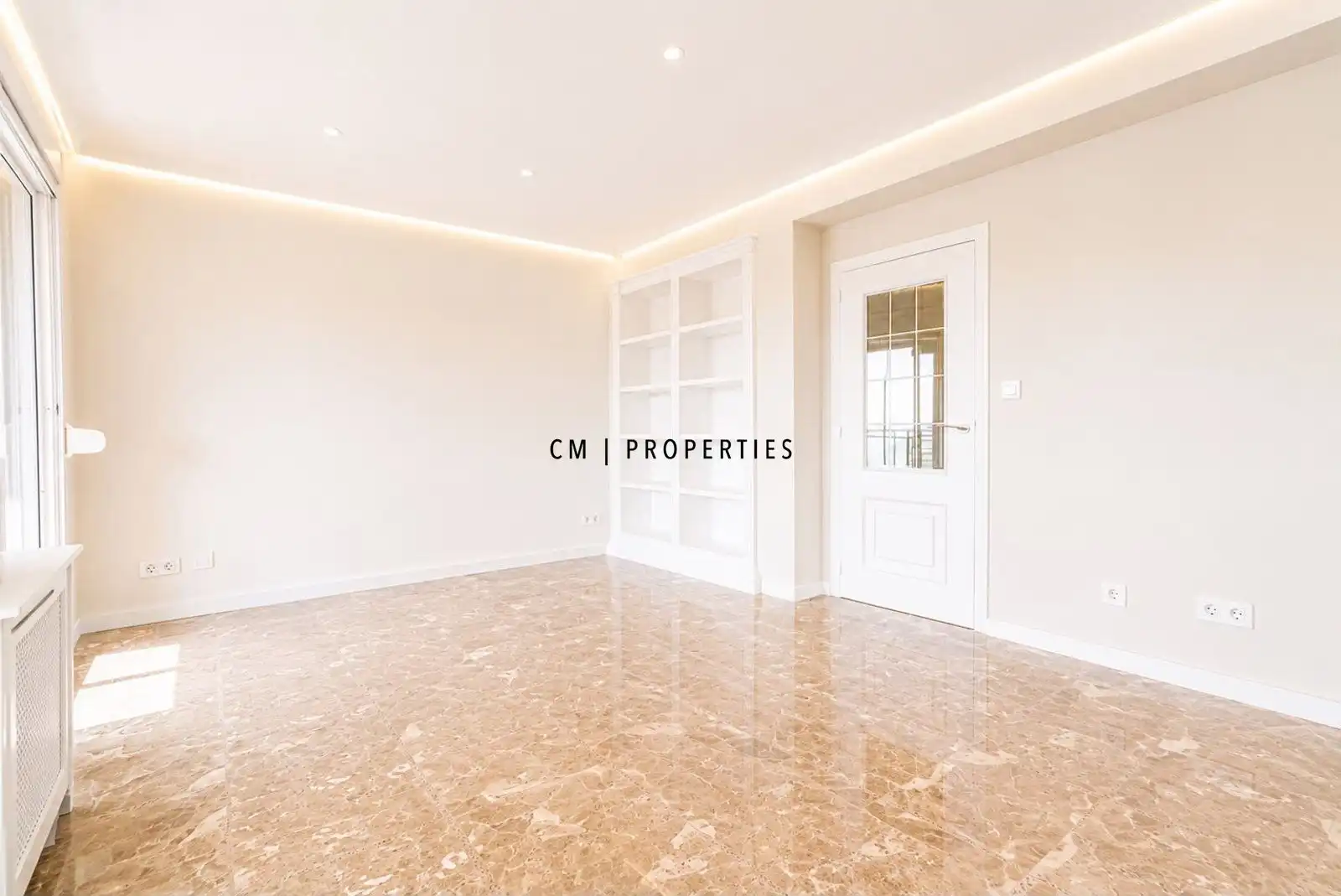 Living room of Flat for rent in Valencia  with Air Conditioner, Heating and Terrace