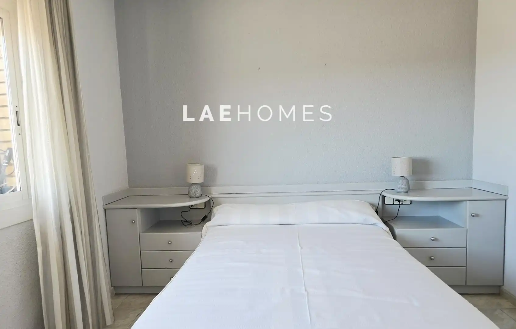 Schlafzimmer von Dachboden zum Verkauf in Barcelona mit Klimaanlage, Heizung und Parkett