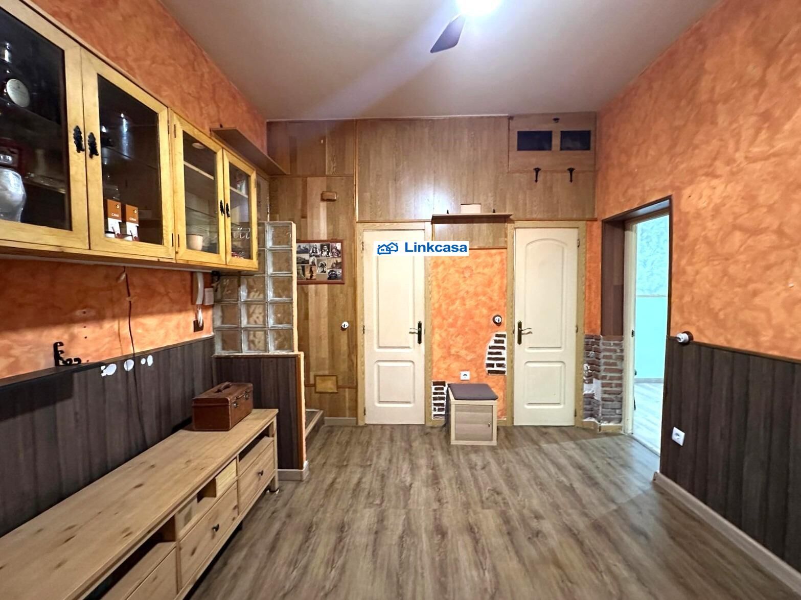 Flat for sale in  Madrid Capital  with Alarm