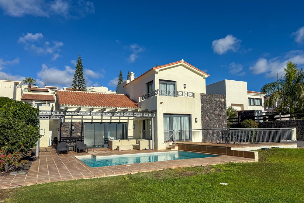 Exterior view of House or chalet for sale in San Sebastián de la Gomera  with Furnished