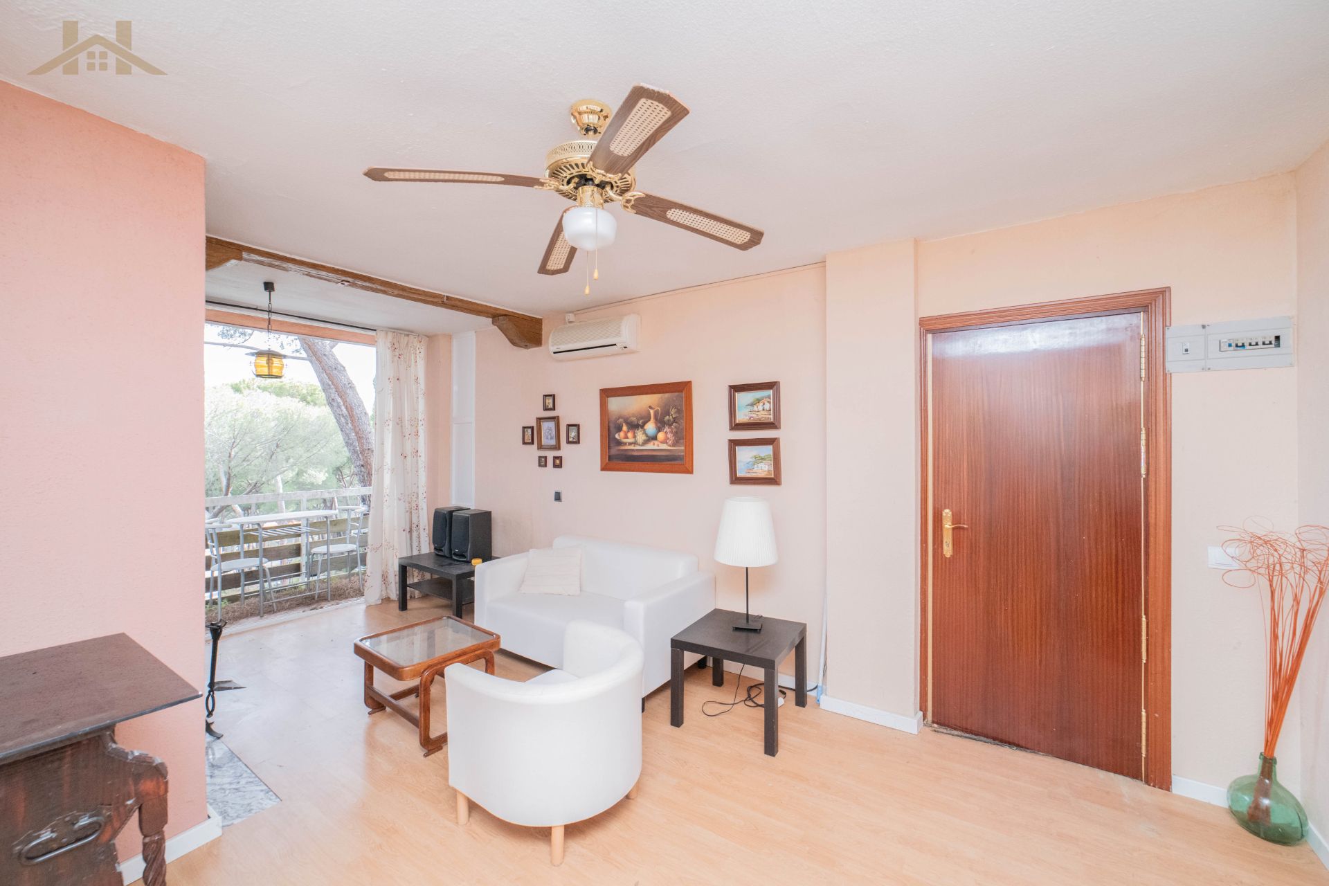 Living room of Flat for sale in San Martín de Valdeiglesias  with Air Conditioner, Heating and Terrace