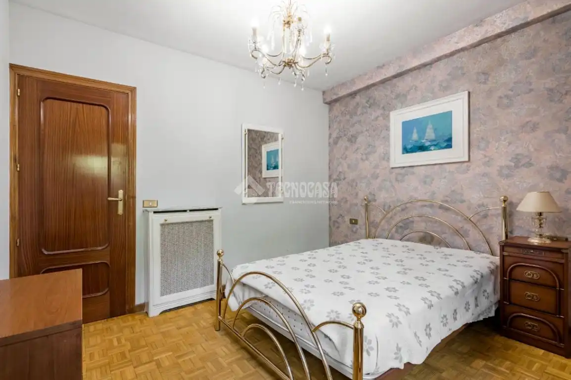 Schlafzimmer von Wohnung zum Verkauf in Madrid