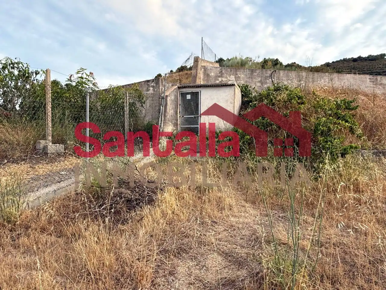 Country homes for sale in Almuñécar  with Private garden, Terrace and Furnished