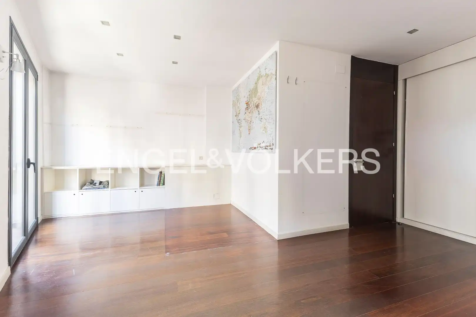 Living room of Houses for sale in Barcelona  with Air Conditioner, Heating and Private garden