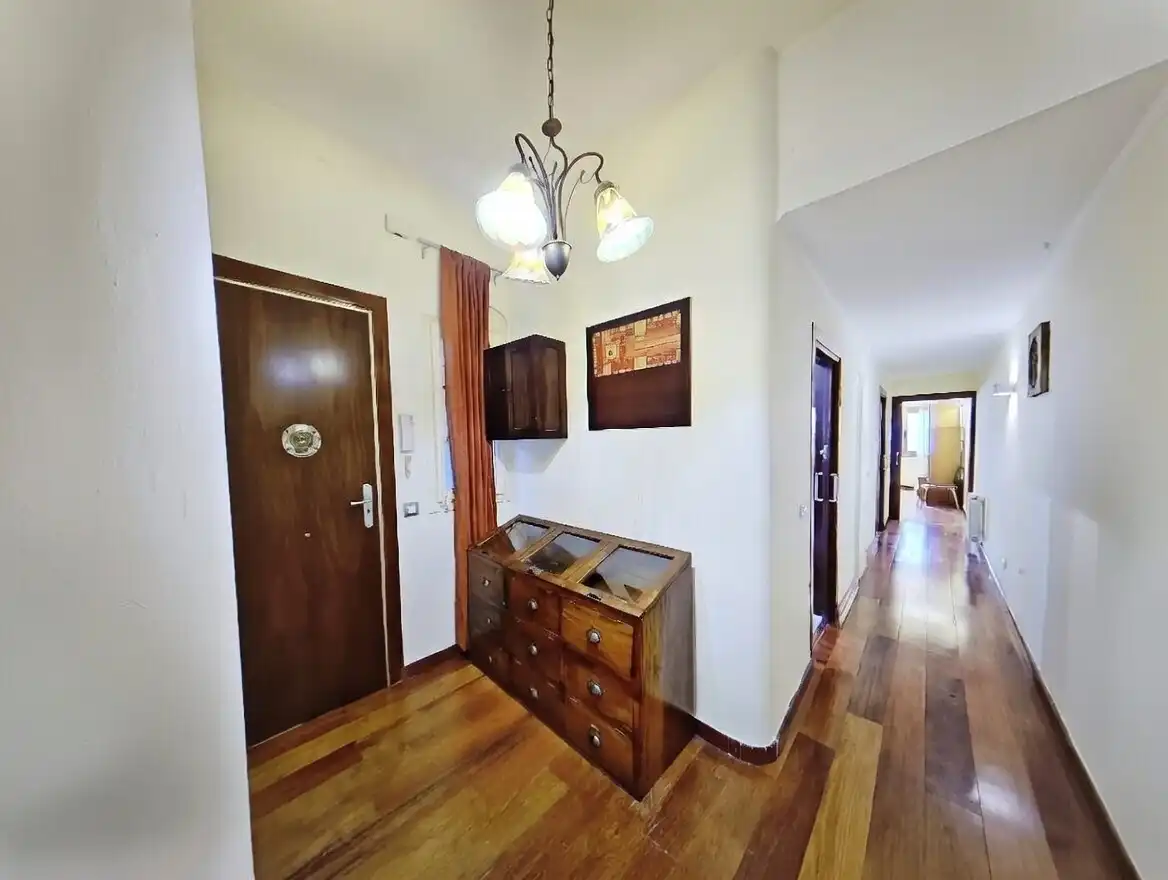 Piso en venta en Barcelona con Aire acondicionado, Calefacción y Terraza
