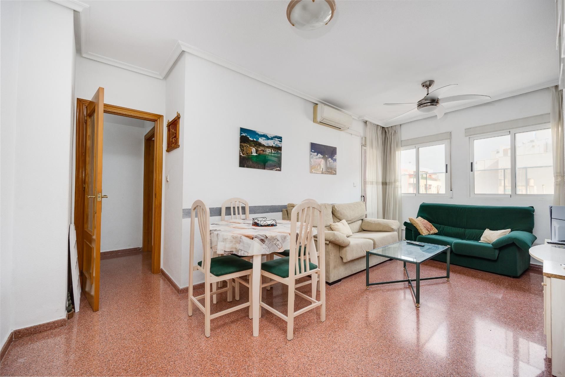 Living room of Apartment for sale in Torrevieja