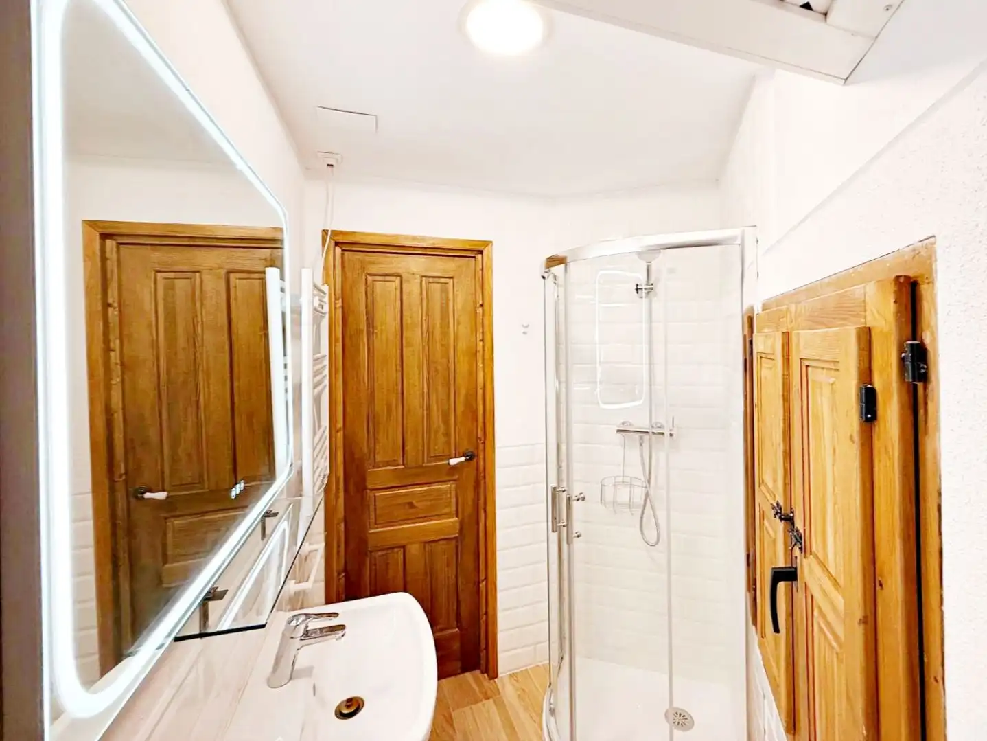 Badezimmer von Wohnung zur Miete in  Granada Capital