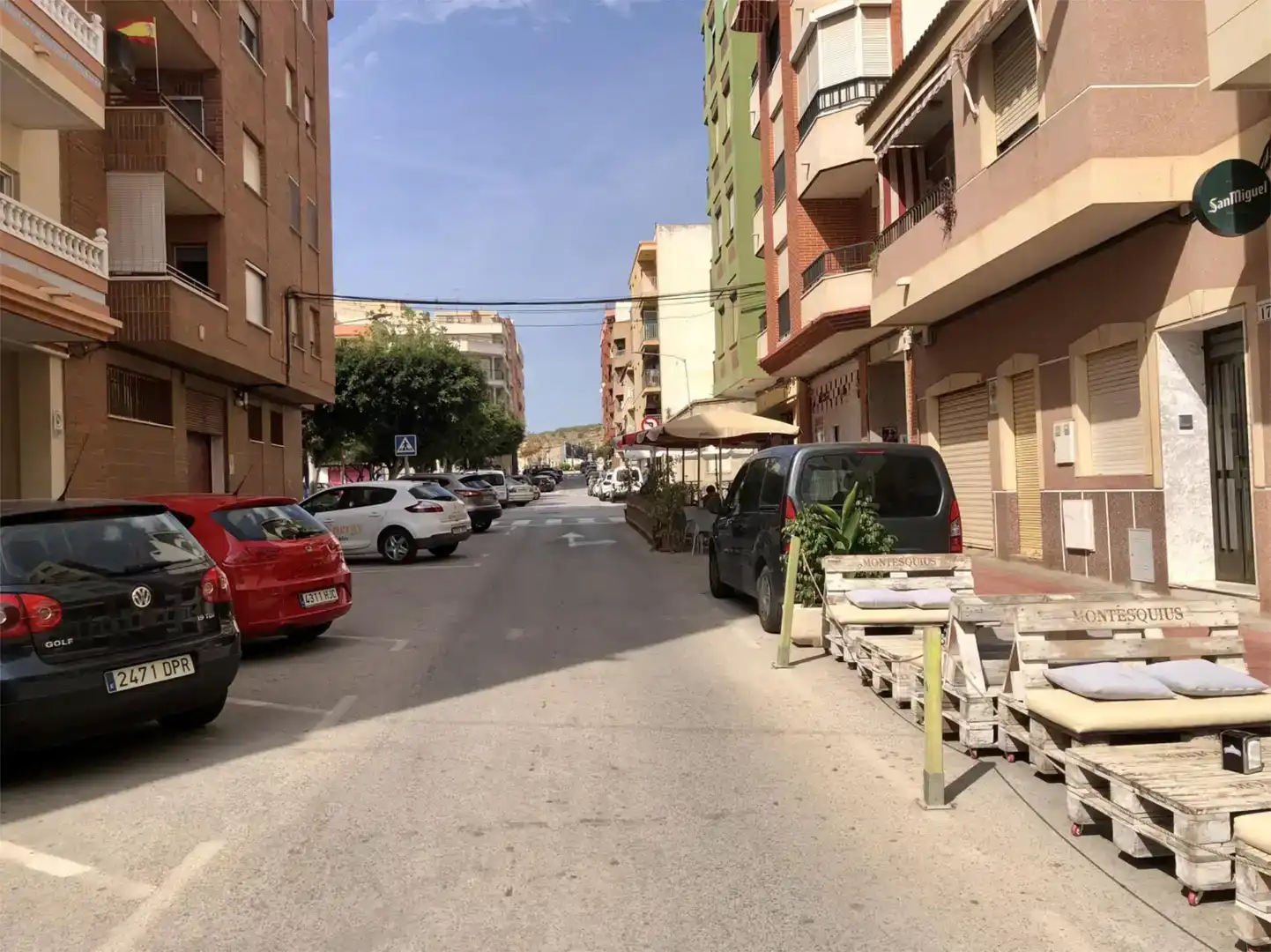 Vista exterior de Casa adosada en venda en Guardamar del Segura amb Aire condicionat i Balcó