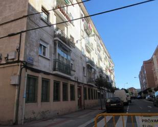 Vista exterior de Pis en venda en  Logroño