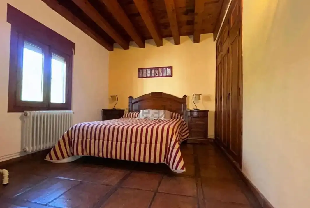 Chalet con jardín en venta en Barrio Codetosa, imagen 59